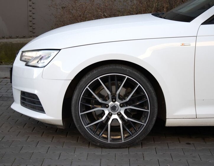 Audi A4 Kombi 2,0 l 110 kw