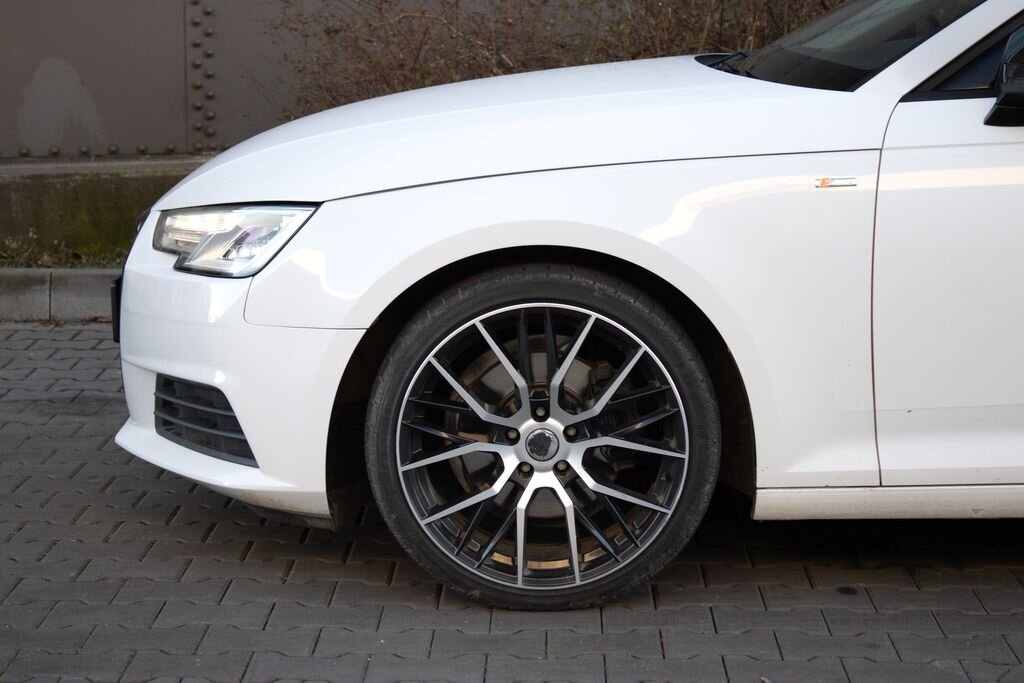 Audi A4 Kombi 2,0 l 110 kw