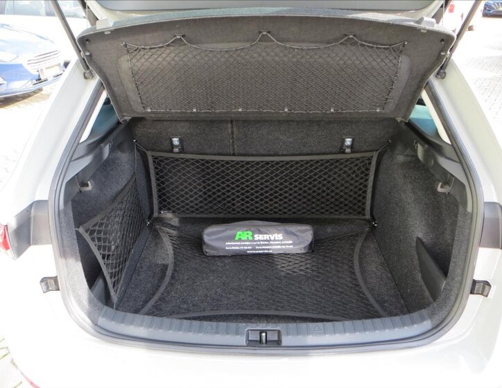 Škoda Scala Hatchback 999,0 81 kw