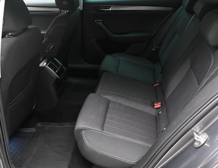 Škoda Superb Kombi 2,0 l 147 kw