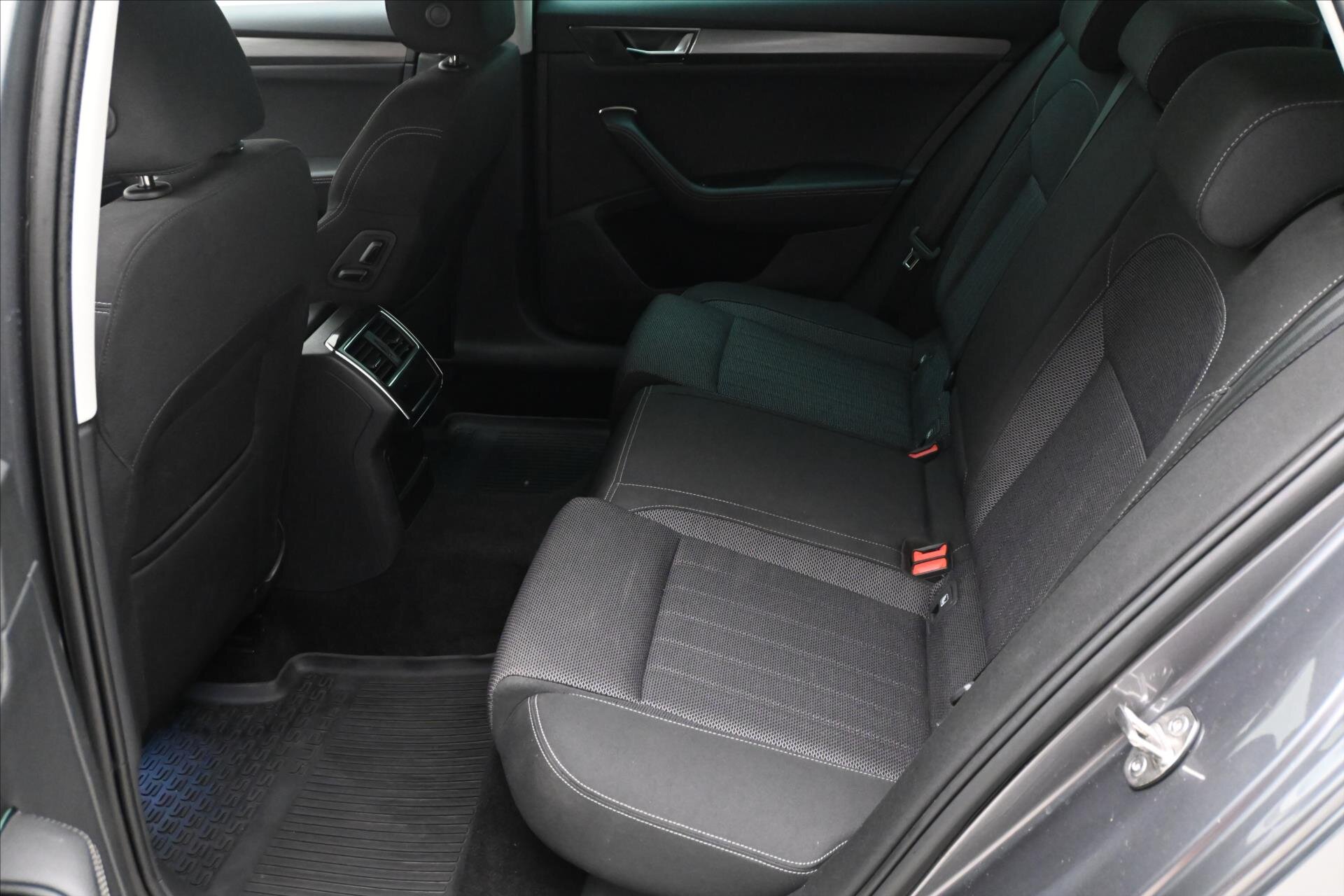 Škoda Superb Kombi 2,0 l 147 kw