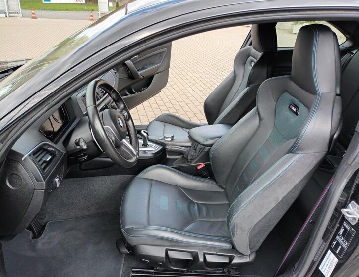 BMW M2 Kupé 3,0 l 302 kw
