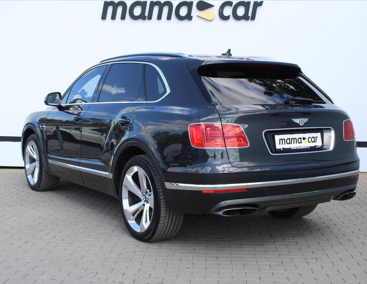 Bentley Bentayga 5