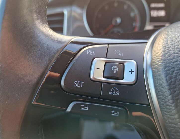 Volkswagen Golf Sportsvan 14