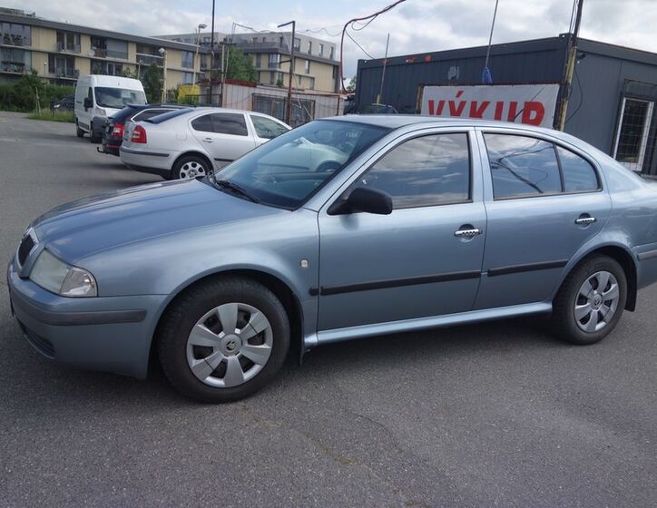Škoda Octavia 1