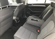 Volkswagen Passat Sedan / Limuzína 1,5 l 110 kw