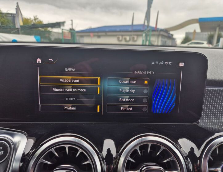 Mercedes-Benz GLB 31