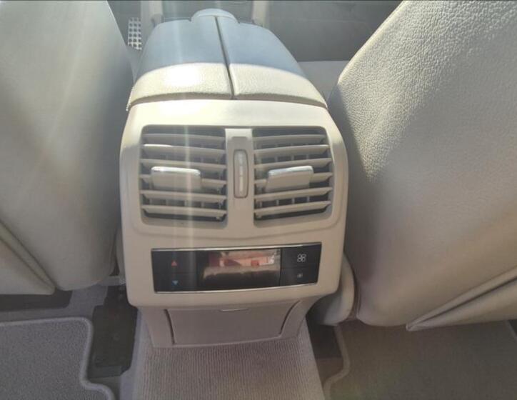 Mercedes-Benz Třídy E 19