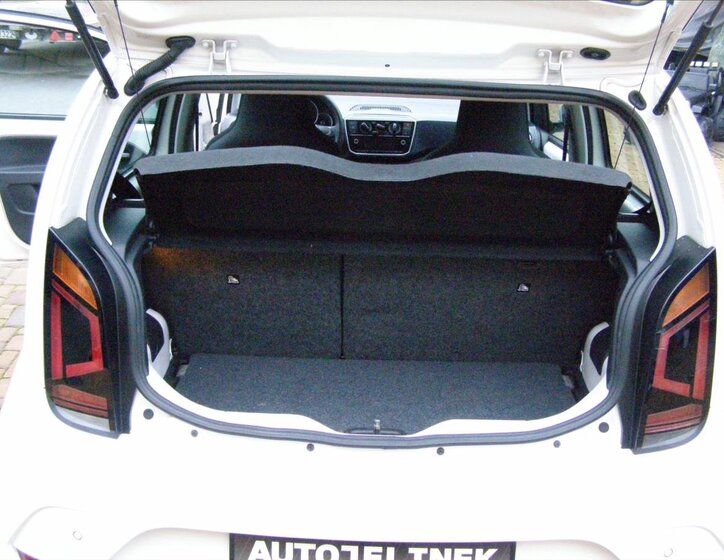 Volkswagen up! Hatchback 999,0 44 kw