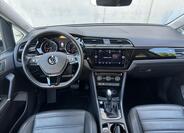 Volkswagen Touran 10