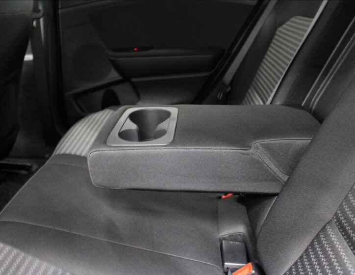 KIA Ceed Hatchback 1,5 l 117 kw