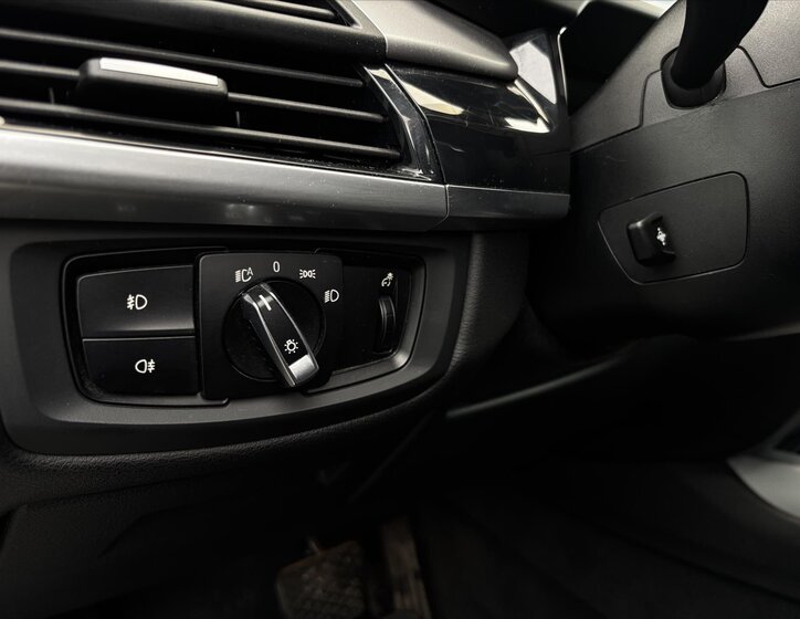 BMW X5 SUV 3,0 l 190 kw