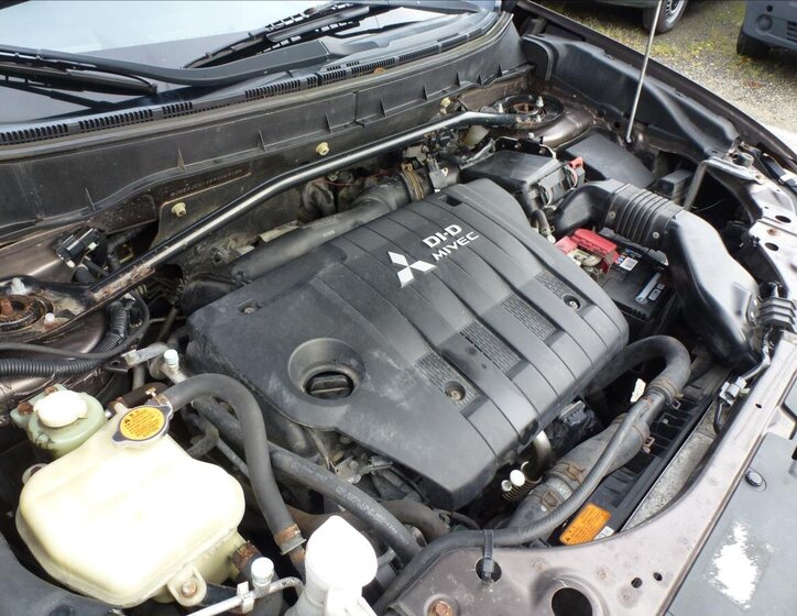 Mitsubishi Outlander 38