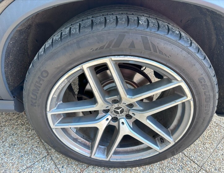 Mercedes-Benz GLE 42