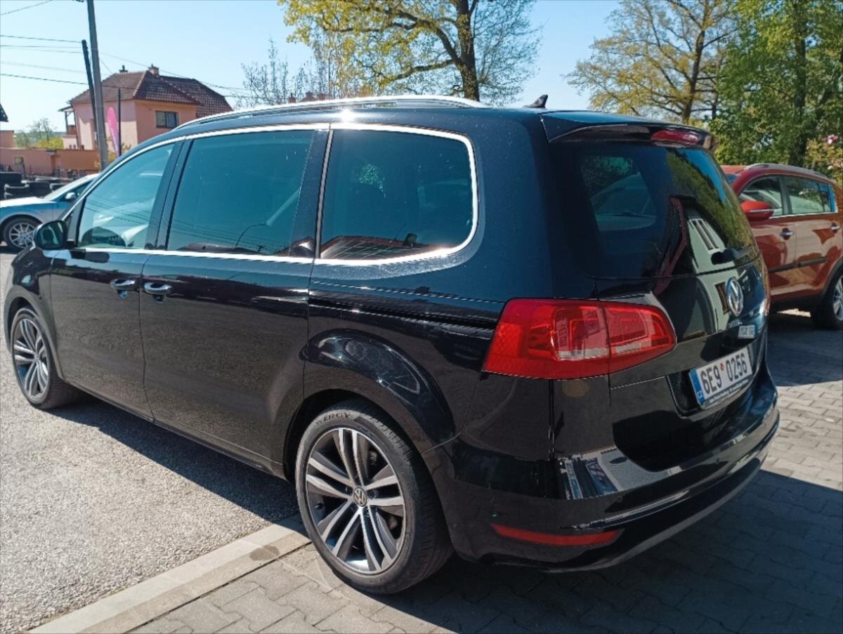 Volkswagen Sharan Kombi 2,0 l 130 kw