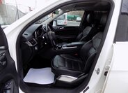 Mercedes-Benz GL SUV 4,7 l 320 kw