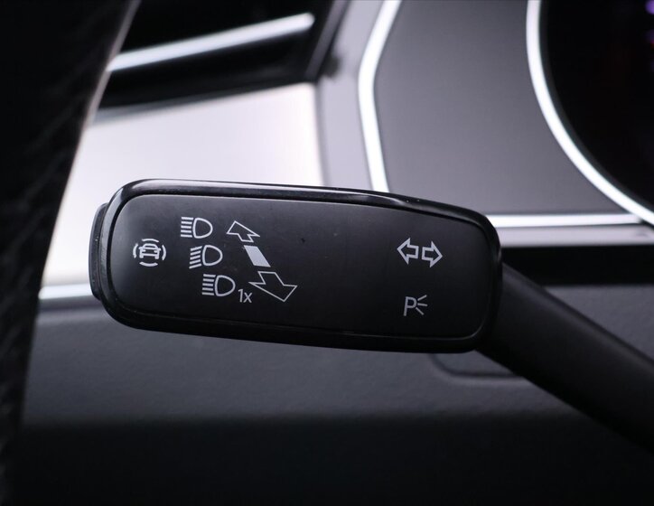 Volkswagen Passat Kombi 2,0 l 140 kw