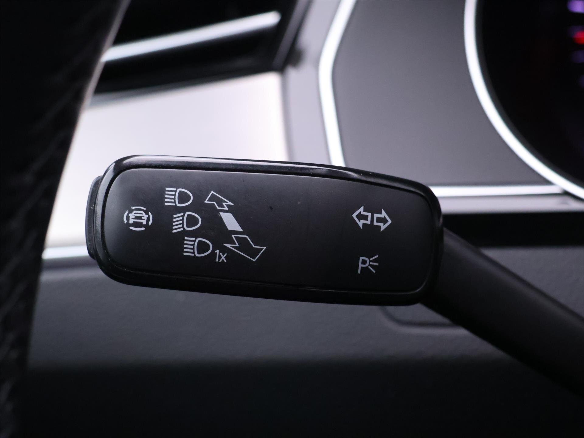 Volkswagen Passat Kombi 2,0 l 140 kw