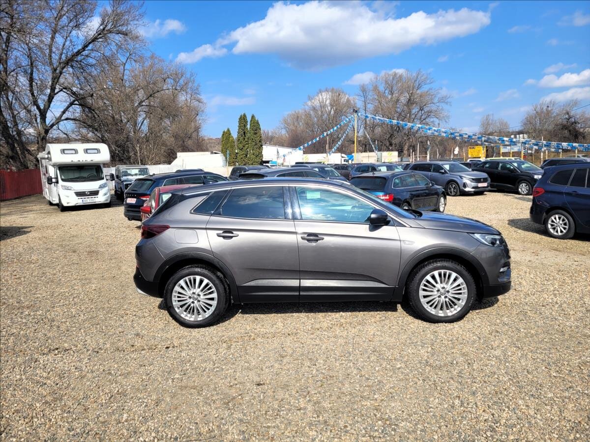 Opel Grandland X SUV / Terénní 1,5 l 96 kw