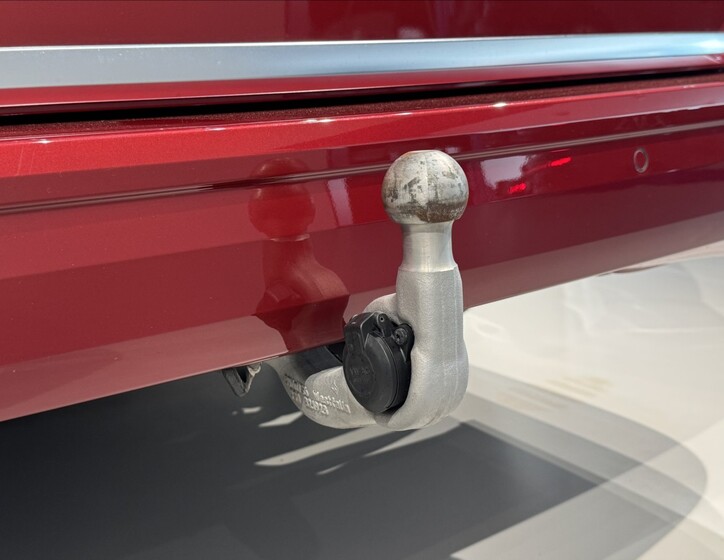 Volkswagen Multivan 14