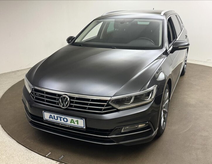Volkswagen Passat Kombi 2,0 l 110 kw