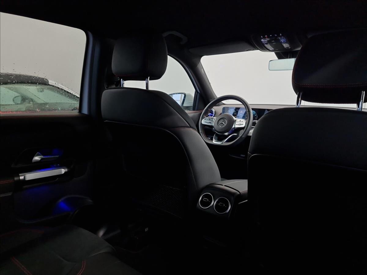 Mercedes-Benz GLB SUV 1,3 l 120 kw