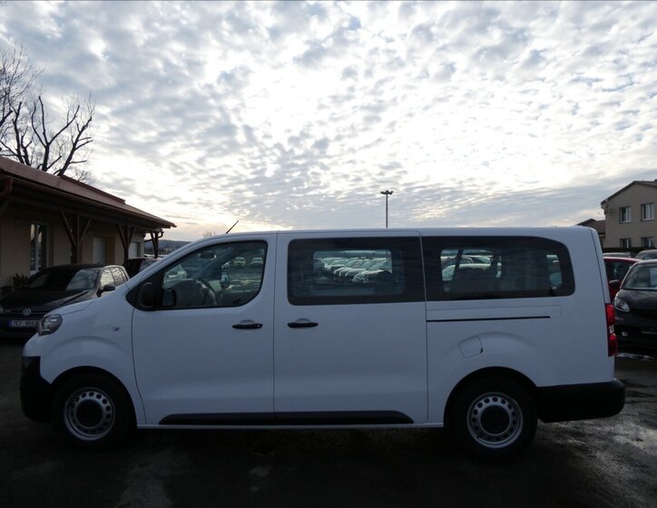 Peugeot Expert Kombi 1,5 l 88 kw