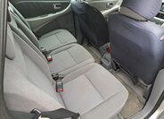 Nissan Almera Tino 41