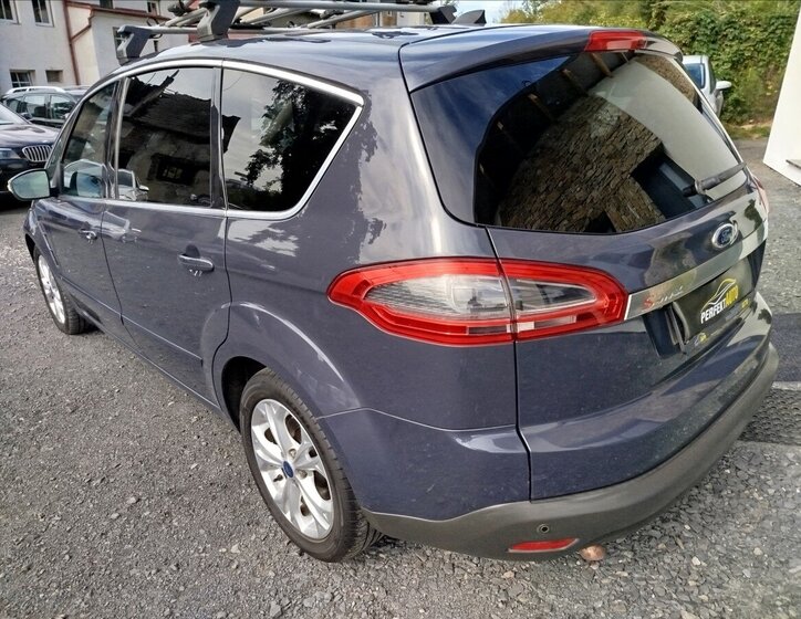 Ford S-MAX MPV 2,0 l 120 kw