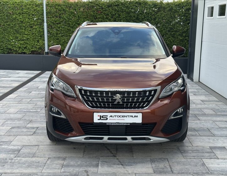 Peugeot 3008 SUV / Terénní 1,2 l 96 kw