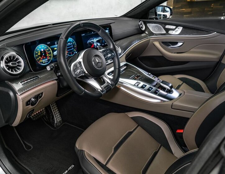 Mercedes-Benz AMG GT 12