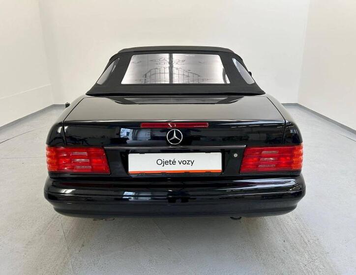 Mercedes-Benz SL 8