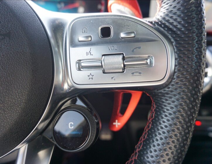 Mercedes-Benz CLA Kupé 2,0 l 225 kw