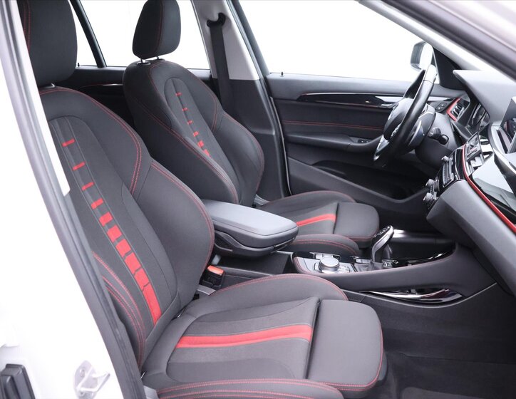 BMW X1 SUV 2,0 l 140 kw