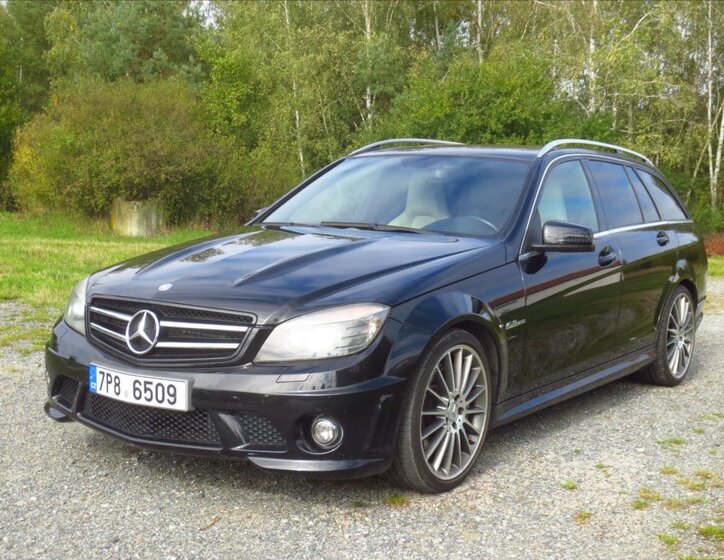 Mercedes-Benz Třídy C Kombi 6,2 l 336 kw