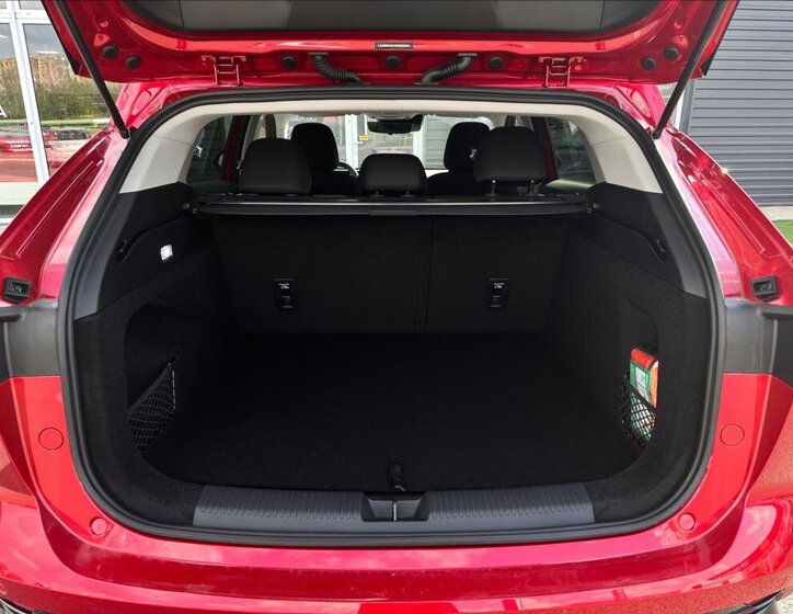 MG HS SUV 1,5 l 125 kw