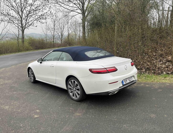 Mercedes-Benz Třídy E Kabriolet 2,0 l 190 kw