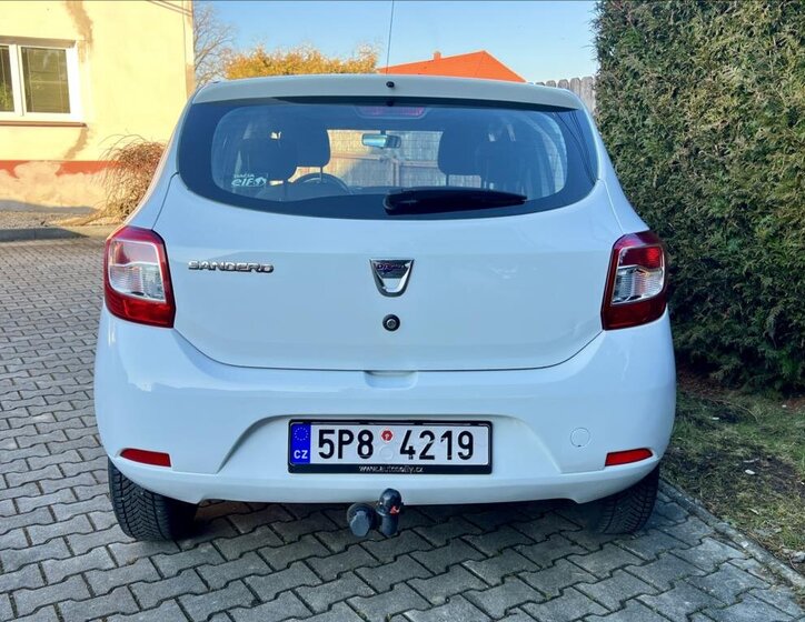 Dacia Sandero Hatchback 1,1 l 55 kw