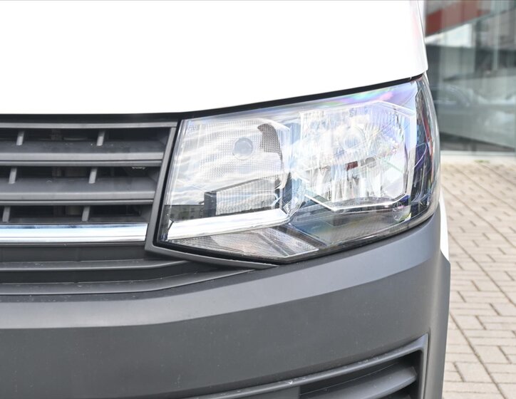 Volkswagen Transporter Valník 2,0 l 110 kw