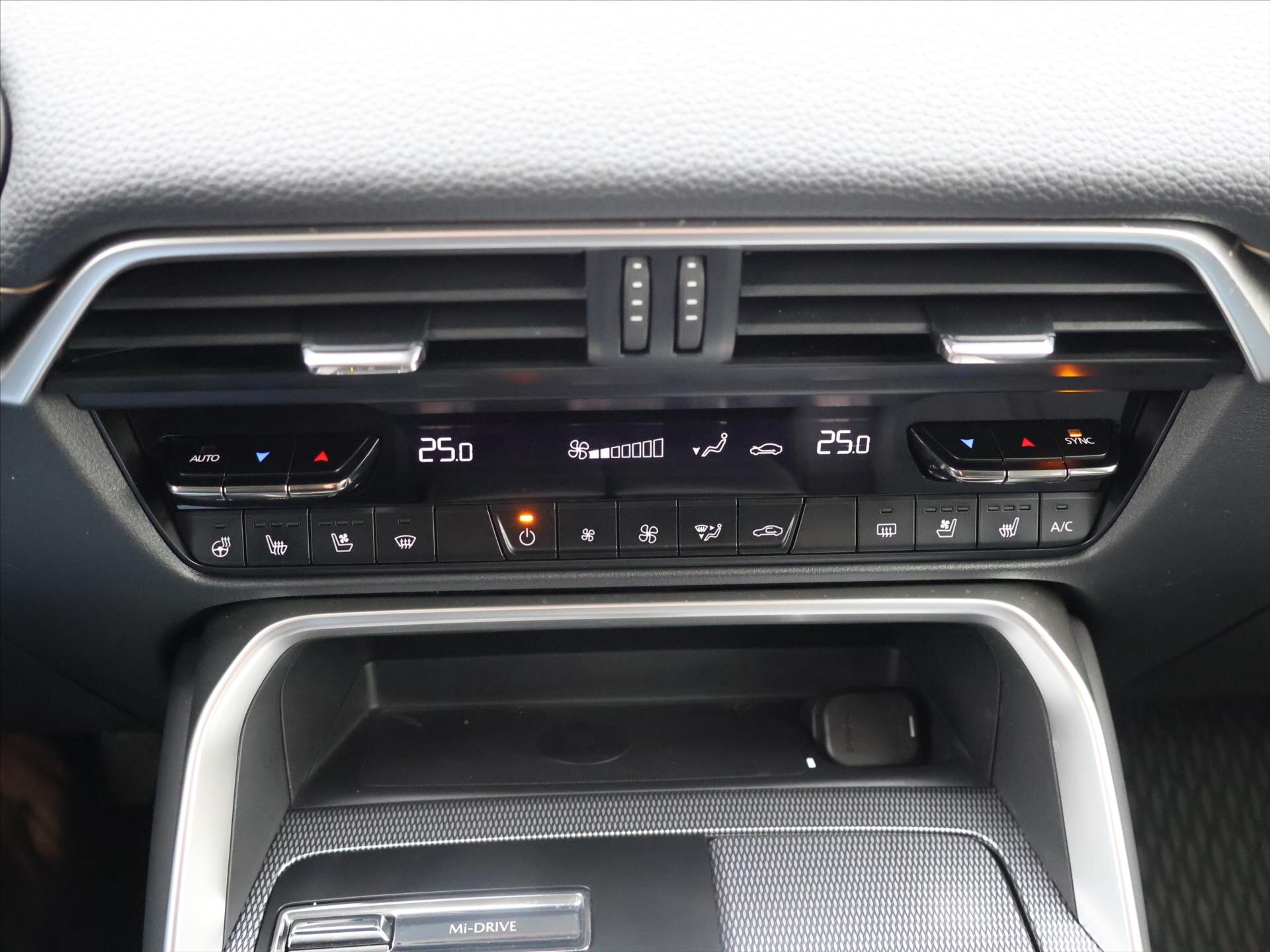 Mazda CX-60 SUV / Terénní 3,3 l 187 kw