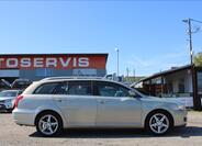 Toyota Avensis 4