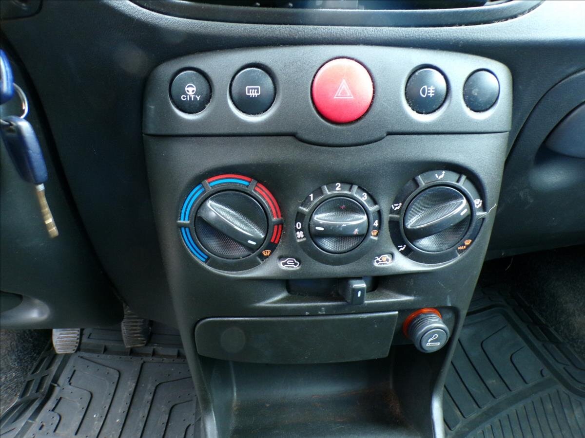 Fiat Punto Hatchback 1,2 l 44 kw