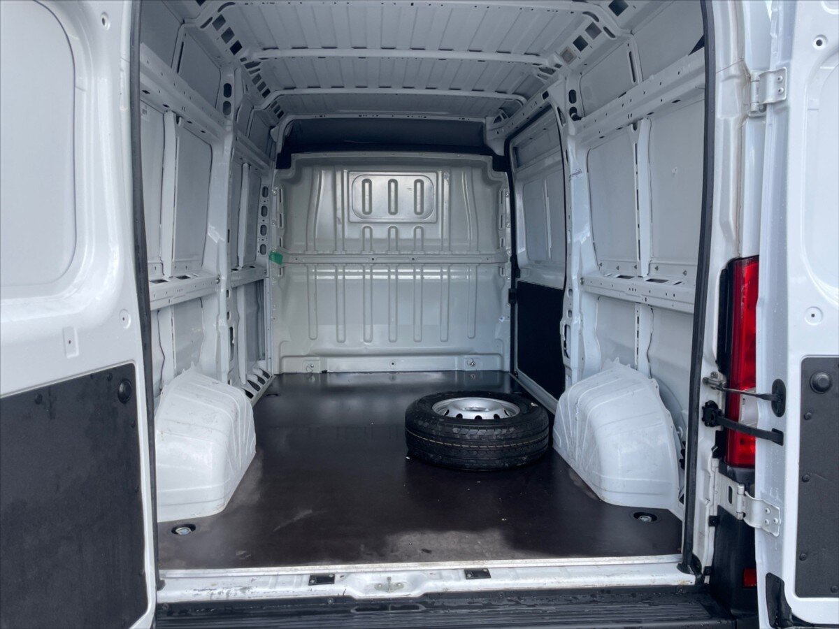 Toyota Ostatní Skříň 2,2 l 88 kw