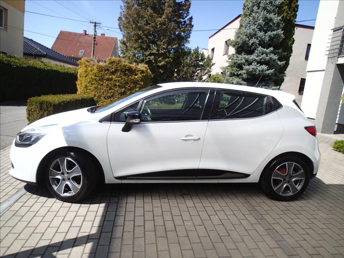 Renault Clio Hatchback 1,1 l 54 kw