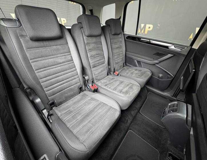 Volkswagen Touran 21