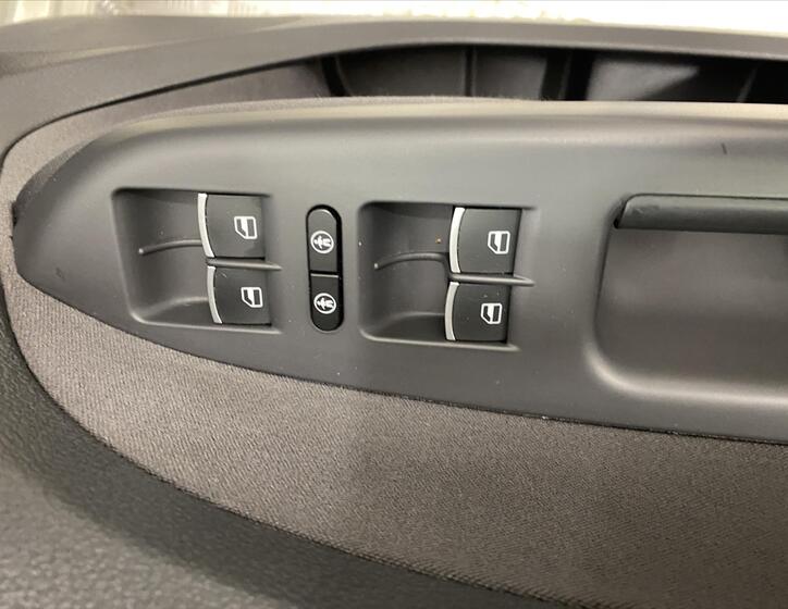 Volkswagen Touran 20