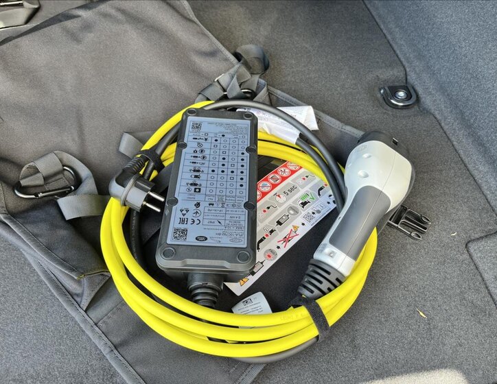 Land Rover Range Rover Velar SUV / Terénní 2,0 l 297 kw