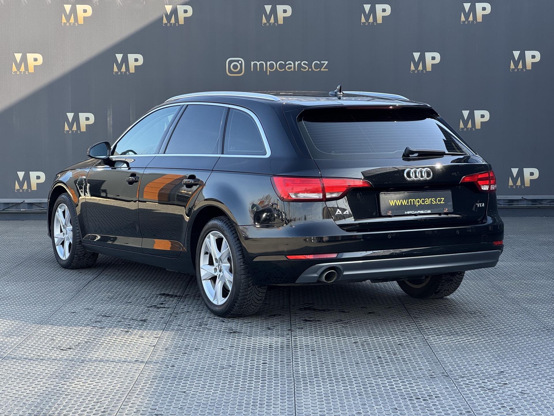 Audi A4 Kombi 2,0 l 110 kw