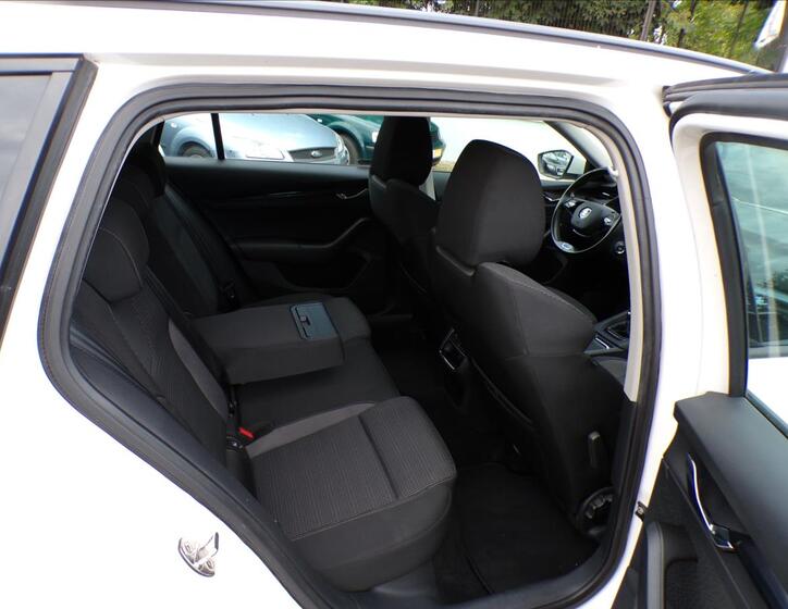 Škoda Octavia 24
