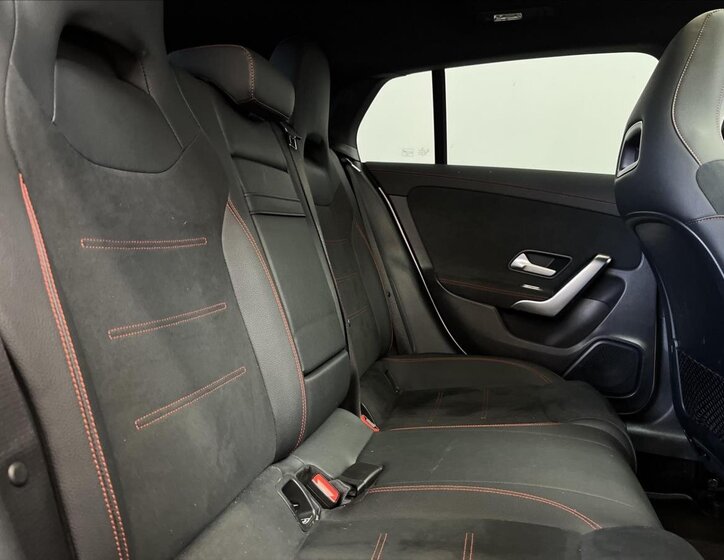 Mercedes-Benz CLA Kombi 1,3 l 118 kw